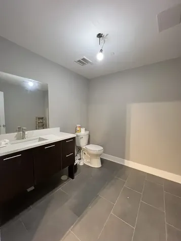 4248 North Elston Avenue Chicago IL 60618