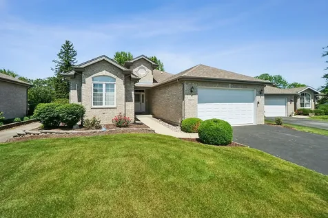 512 Highlington Court Beecher IL 60401