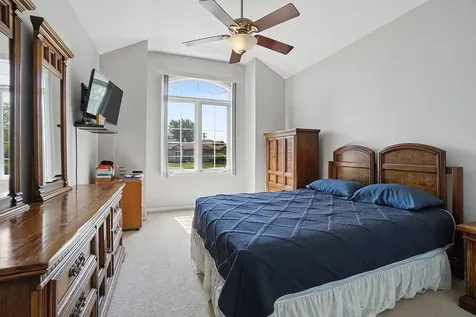 512 Highlington Court Beecher IL 60401