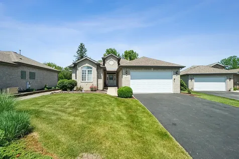 512 Highlington Court Beecher IL 60401