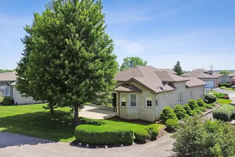512 Highlington Court Beecher IL 60401