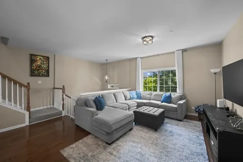 105 Arcadia Lane Lake Zurich IL 60047