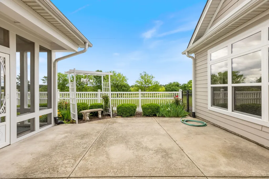 16605 South Fox Run Circle Plainfield IL 60586