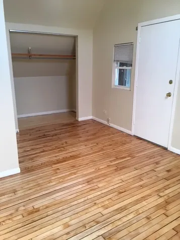 1911 West Eddy Street Chicago IL 60657