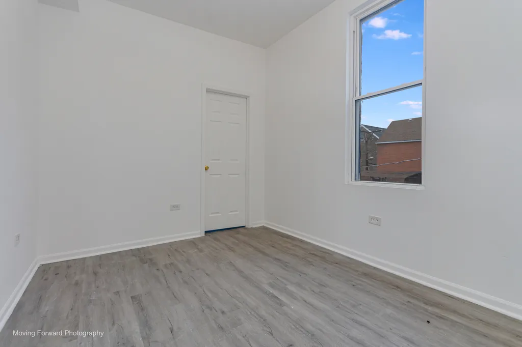 2524 South California Avenue Chicago IL 60608