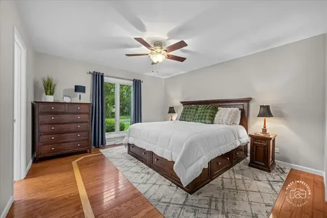 1024 Maple Lane Batavia IL 60510