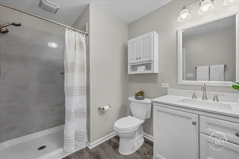 1024 Maple Lane Batavia IL 60510