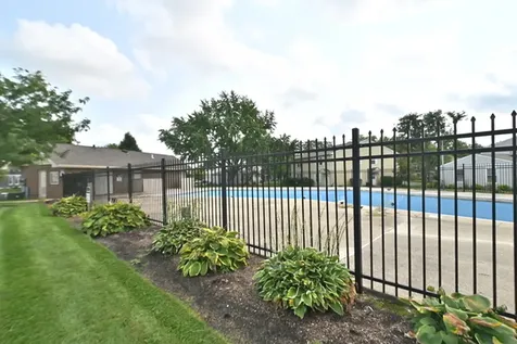242 Harvest Court Vernon Hills IL 60061