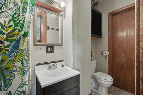 422 North 2nd Street Cissna Park IL 60924