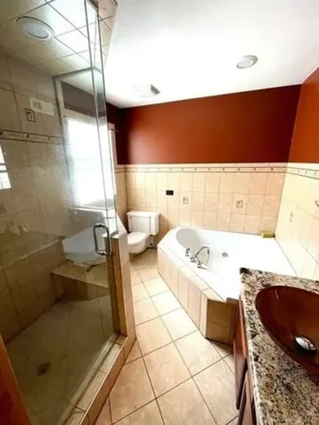 6213 North Milwaukee Avenue Chicago IL 60646