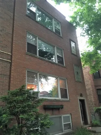 4208 North Leavitt Street Chicago IL 60618