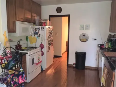 4208 North Leavitt Street Chicago IL 60618