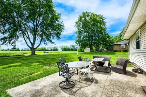 13 Bonnie Lane Yorkville IL 60560