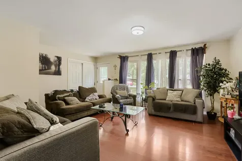 13 Bonnie Lane Yorkville IL 60560