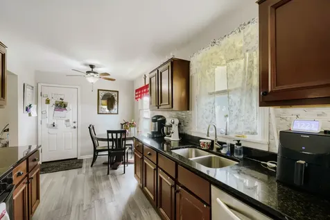 13 Bonnie Lane Yorkville IL 60560
