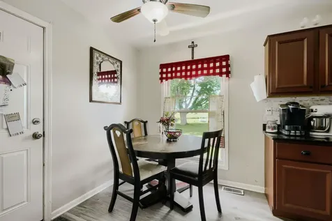 13 Bonnie Lane Yorkville IL 60560