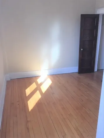 2208 West Berteau Avenue Chicago IL 60618