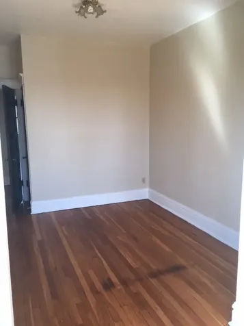 2208 West Berteau Avenue Chicago IL 60618