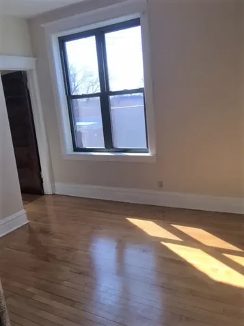 2208 West Berteau Avenue Chicago IL 60618