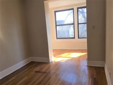 2208 West Berteau Avenue Chicago IL 60618