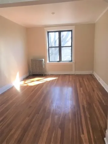 2208 West Berteau Avenue Chicago IL 60618