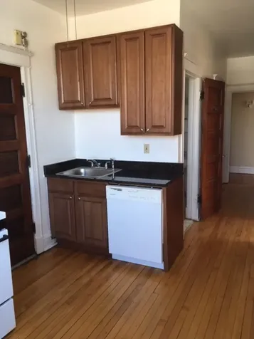 2208 West Berteau Avenue Chicago IL 60618