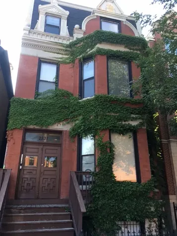 2337 North Bosworth Avenue Chicago IL 60614