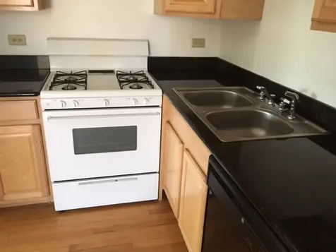 2337 North Bosworth Avenue Chicago IL 60614