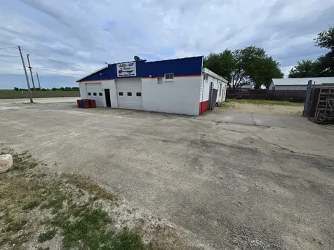 507 Cartwright Avenue Ashton IL 61006