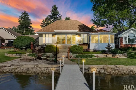 716 South Riverside Drive Mchenry IL 60050