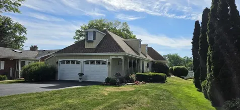 716 South Riverside Drive Mchenry IL 60050