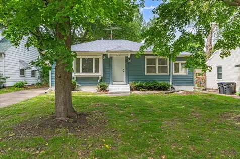 3823 28TH Avenue Rock Island IL 61201