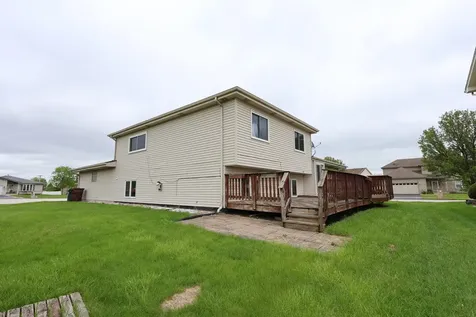 5011 Fairoaks Court Country Club Hills IL 60478