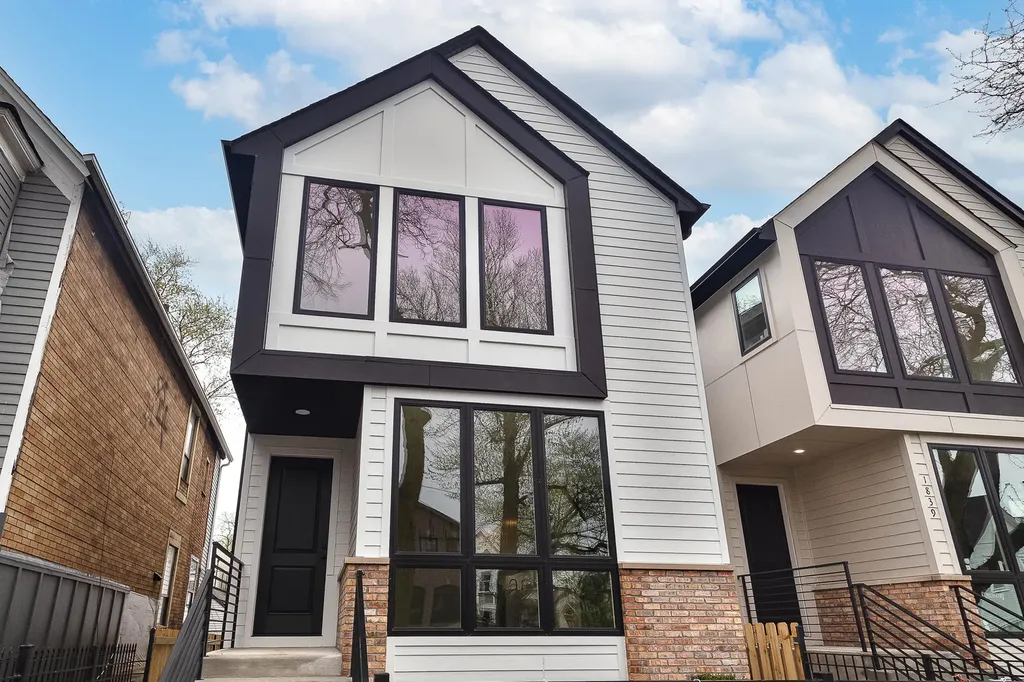 5355 North Melvina Avenue Chicago IL 60630