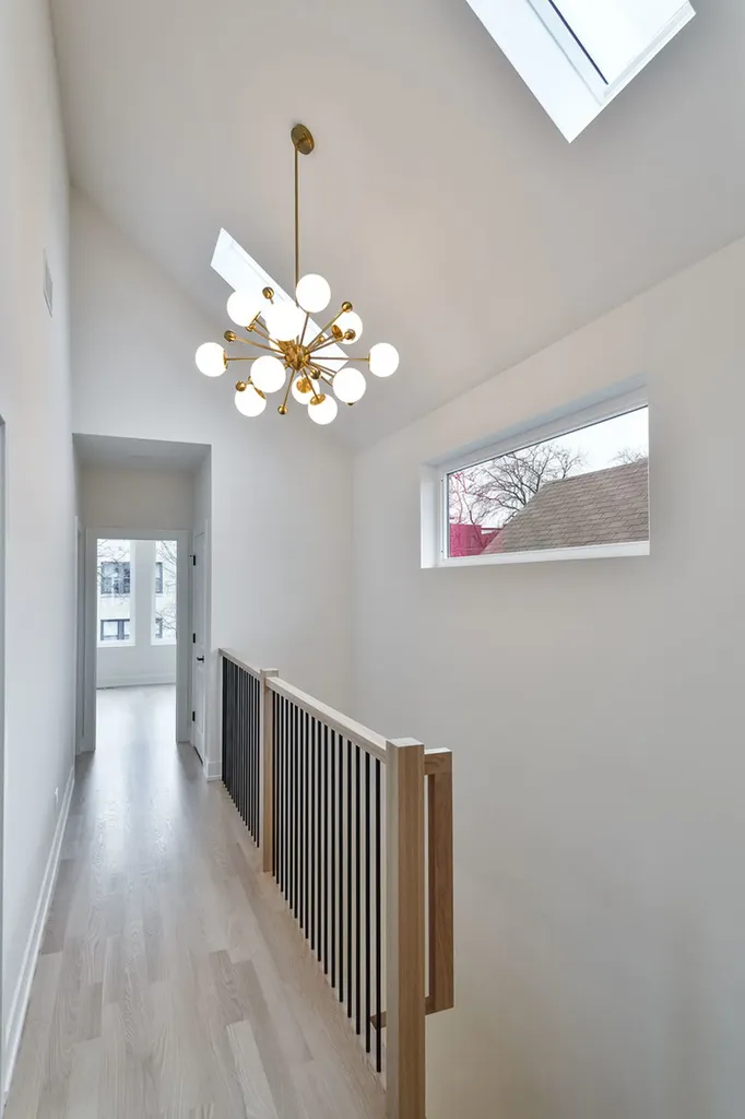 5355 North Melvina Avenue Chicago IL 60630