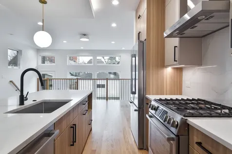 5355 North Melvina Avenue Chicago IL 60630