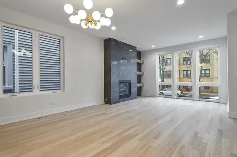 5355 North Melvina Avenue Chicago IL 60630