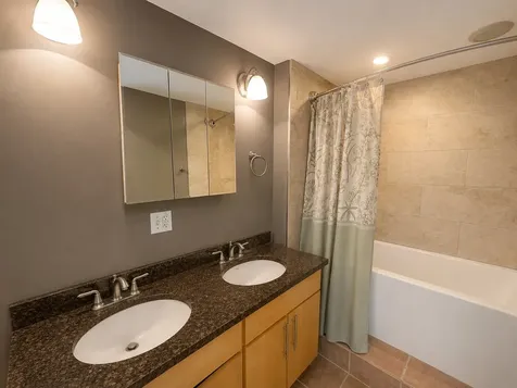 5252 South Drexel Avenue Chicago IL 60615