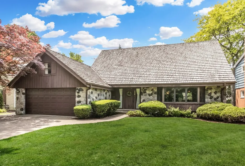 700 South Hamlin Avenue Park Ridge IL 60068