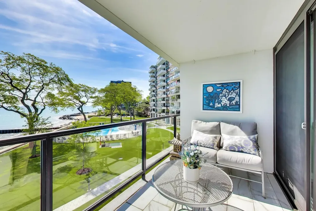 1630 Sheridan Road Wilmette IL 60091