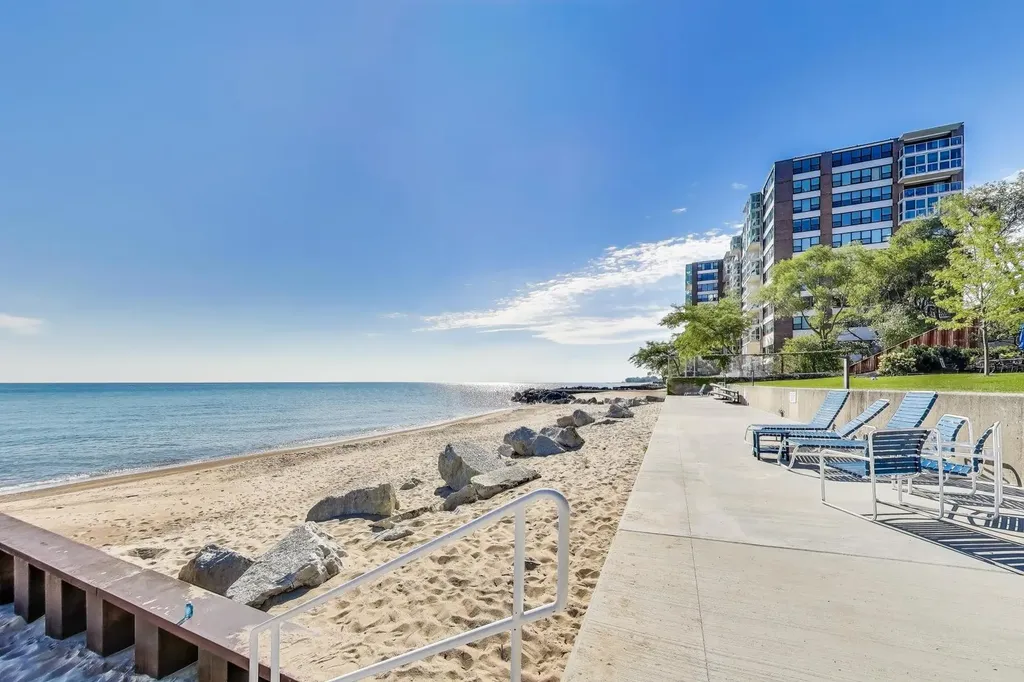 1630 Sheridan Road Wilmette IL 60091