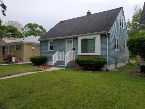 14529 Clinton Street Harvey IL 60426