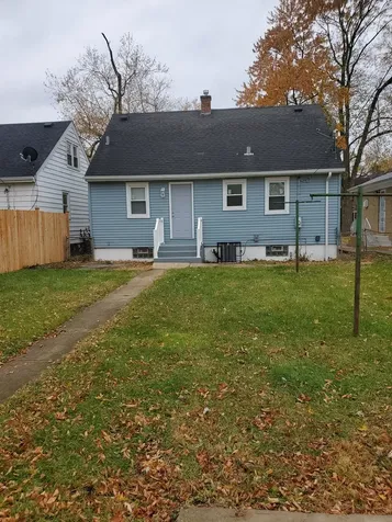 14529 Clinton Street Harvey IL 60426