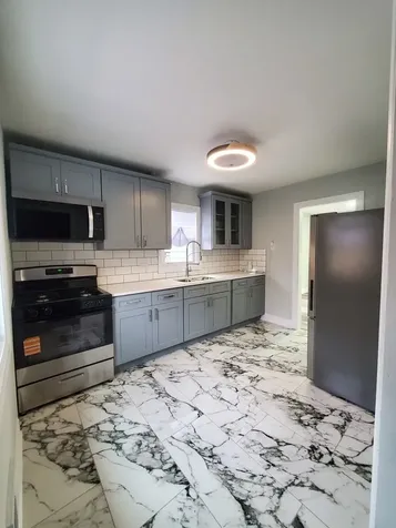 14529 Clinton Street Harvey IL 60426