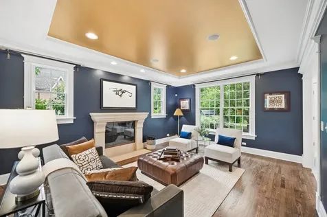 1620 Canterbury Lane Glenview IL 60025