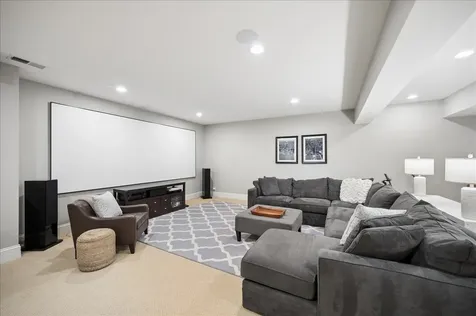 1620 Canterbury Lane Glenview IL 60025