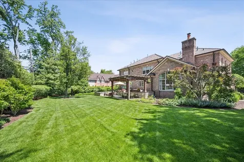 1620 Canterbury Lane Glenview IL 60025