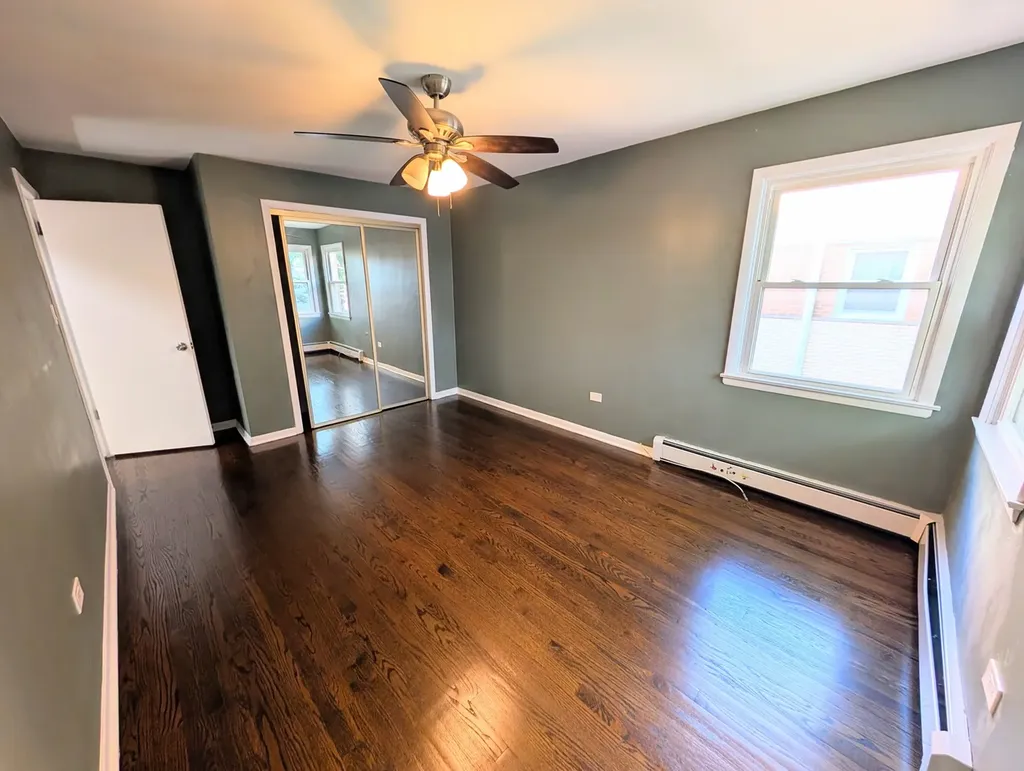 8642 West Berwyn Avenue Chicago IL 60656