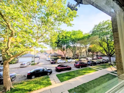 8642 West Berwyn Avenue Chicago IL 60656