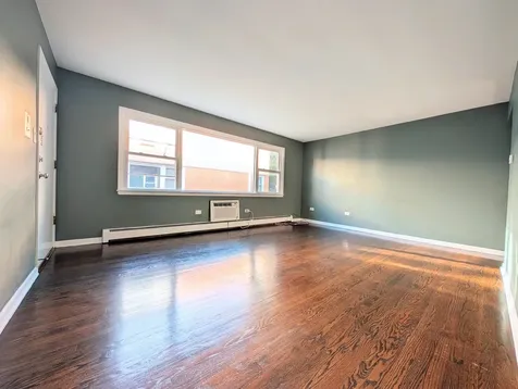 8642 West Berwyn Avenue Chicago IL 60656